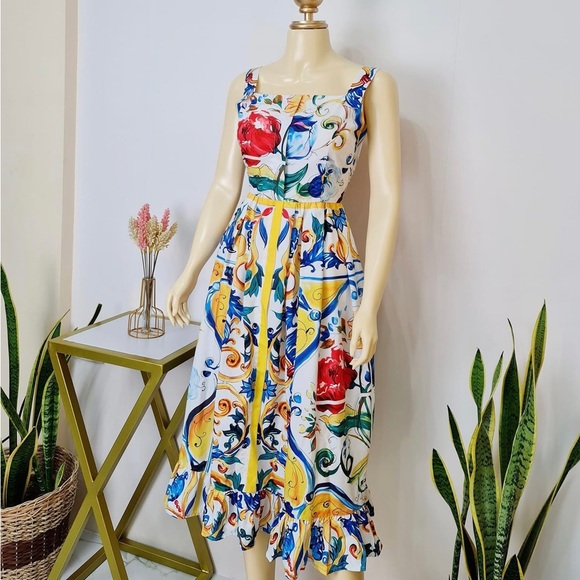 Dress - Picture 3 of 3